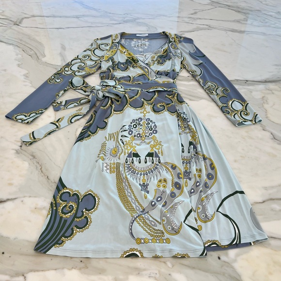 EMILIO PUCCI BLUE GRAY PRINT WRAP DRESS SIZE MODEL 66RH11 IT 42 / US 8 NWOTS! - Picture 4 of 13